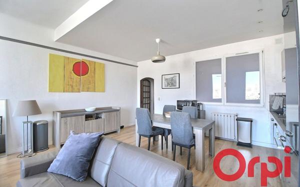 Appartement à vendre    3 pièces •  Marseille 7