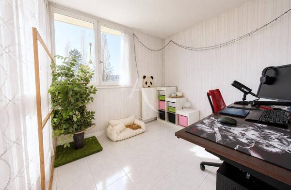Appartement Roissy En Brie 4 pièce(s) 84.4 m2