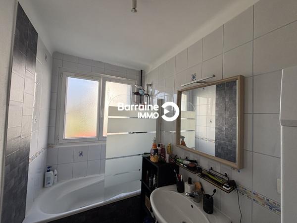 Vente immeuble à Brest, 18 pièces 250m²