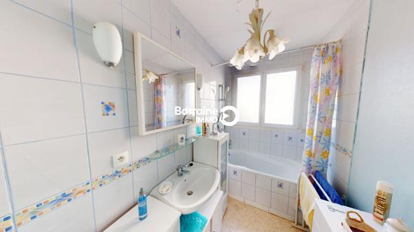 Vente immeuble à Brest, 18 pièces 250m²
