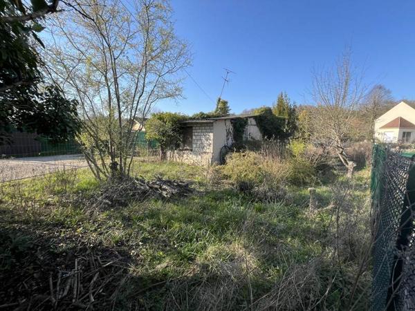 Terrain à vendre |                                       Auvers-sur-Oise |                                          571 m²