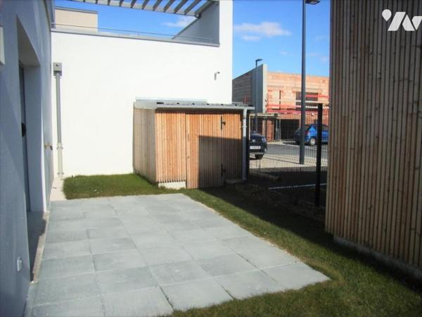BEZANNES appartement en rez-de-jardin de type deux pièces principales, 50 m² surface habitable