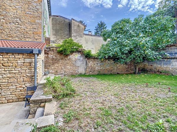 T3 – NON MEUBLE – JARDIN – RDC – 45.57 m² – 69250 – ALBIGNY SUR SAONE