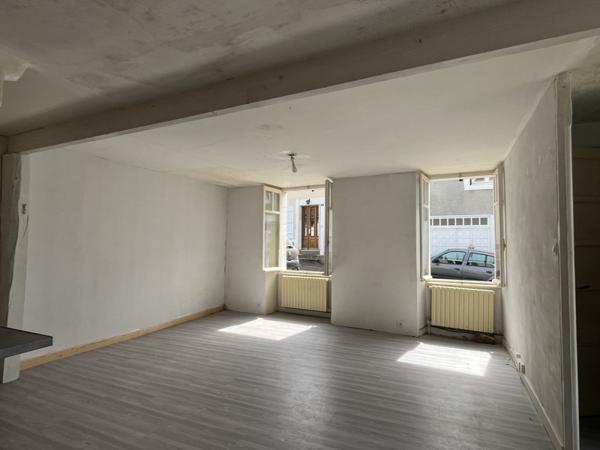 Maison à vendre |  Chabanais |  5 pièces | 83 m²