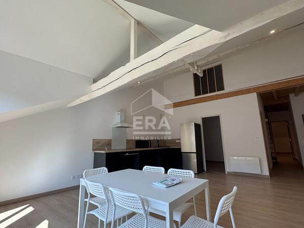 Appartement T3 duplex 101m2 - Centre ville Vic en Bigorre