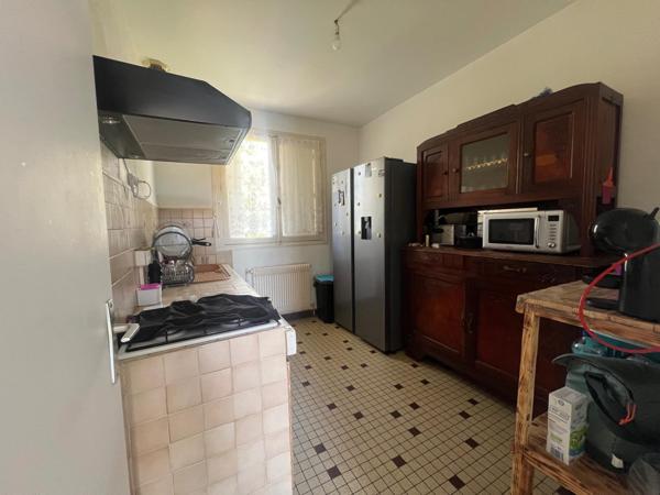 Maison sur deux niveau avec jardin + Garage