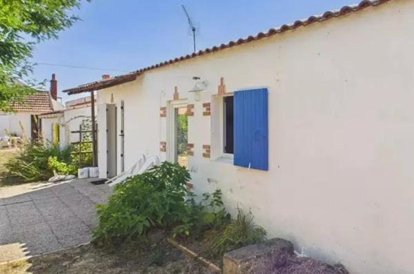 Ensemble immobilier avec deux gîtes saisonniers – La Barre-de-Monts, proche Noirmoutier,