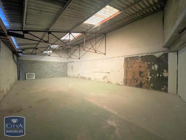 Local commercial à louer 210m²