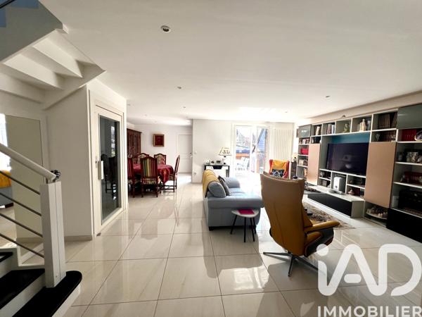 Maison à vendre 6 pièces 152 m² Compiègne