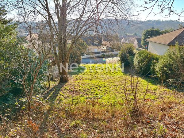 Nestenn Igny - Terrain constructible 766 m² à Vauhallan - Zone UB3 (20 % emprise) - Viabilisé - Plateau de Saclay - RER C / Ligne V Igny - Accès N118 / A6 / A10 - Paris Sud