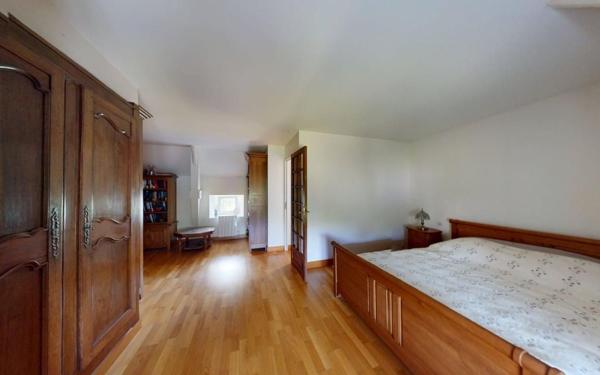 Maison à vendre    4 pièces •  Saint-Martin-de-Varreville