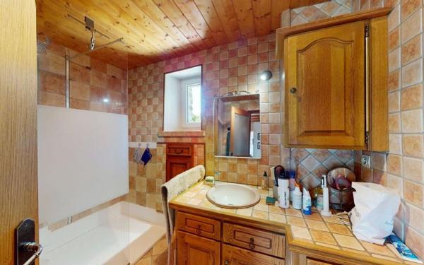 Maison à vendre    4 pièces •  Saint-Martin-de-Varreville