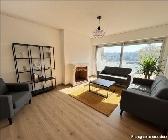 Agde  T3 traversant de 68 m² avec deux terrasses et garage. Vue Hérault