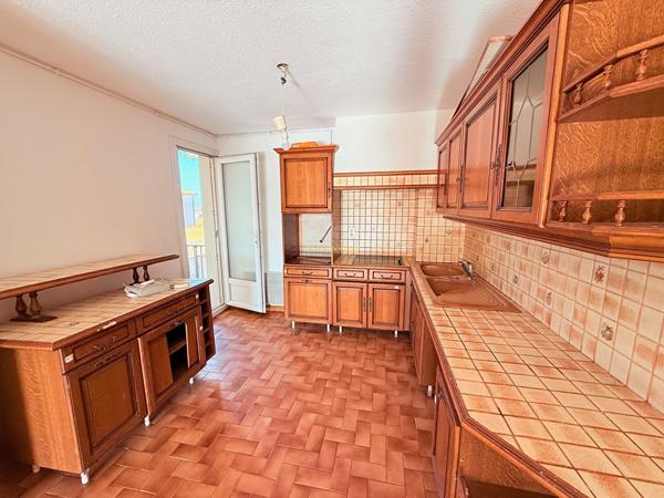 Agde  T3 traversant de 68 m² avec deux terrasses et garage. Vue Hérault