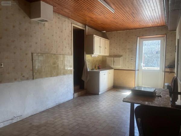 Achat - Maison Izé 53160 3 pièces 79 m 2 11299 m 2