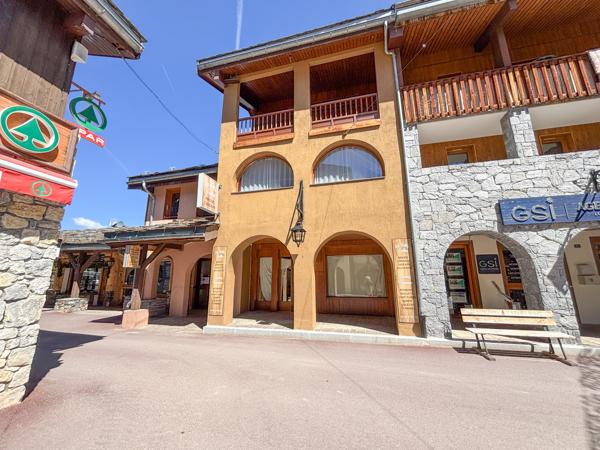 Commerce à vendre à La Plagne Tarentaise (73210) - Savoie