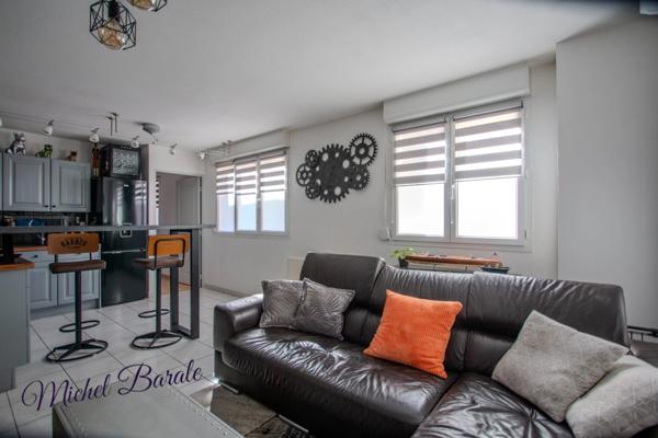 Appartement de 48 m² avec terrasse arborée et garage