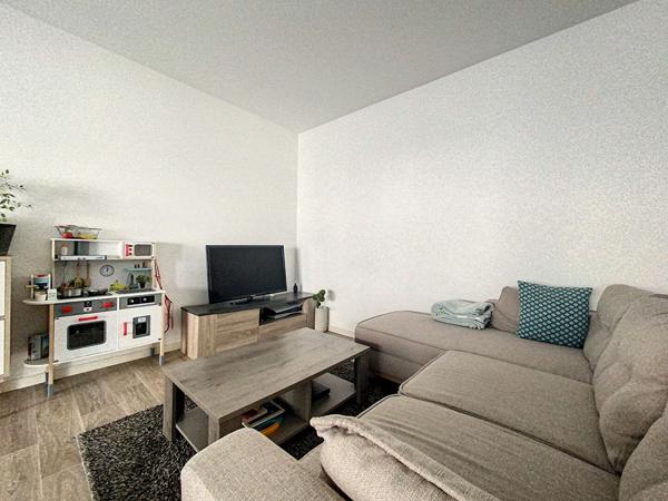 A LOUER Angers T3 avec PARKING 71.77 m² (CHAUFFAGE INCLUS)