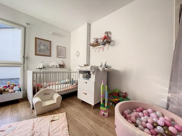 A LOUER Angers T3 avec PARKING 71.77 m² (CHAUFFAGE INCLUS)