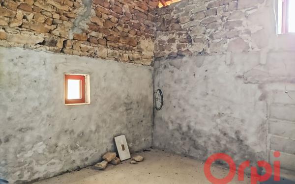 Maison à vendre    2 pièces • 88 m2 Couleuvre