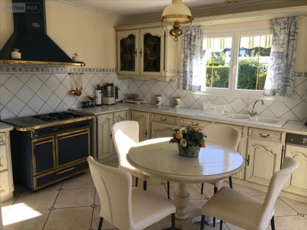 Maison à vendre à Port-Louis dans le Morbihan (56290), ref : 1835