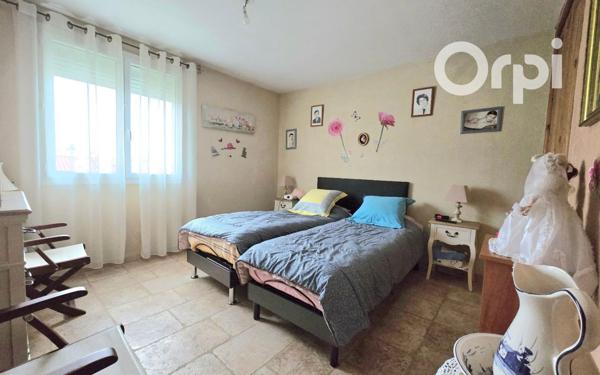 Maison à vendre    4 pièces •  Saint-Martin-de-Crau