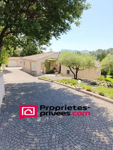 Maison  d'architecte  6  pièces165 m2 sur terrain de 3000 m²