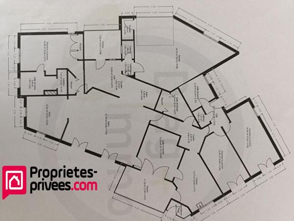 Maison  d'architecte  6  pièces165 m2 sur terrain de 3000 m²