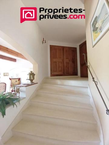 Maison  d'architecte  6  pièces165 m2 sur terrain de 3000 m²