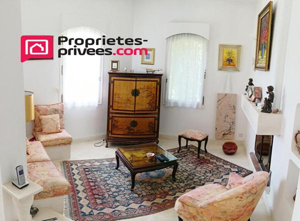 Maison  d'architecte  6  pièces165 m2 sur terrain de 3000 m²