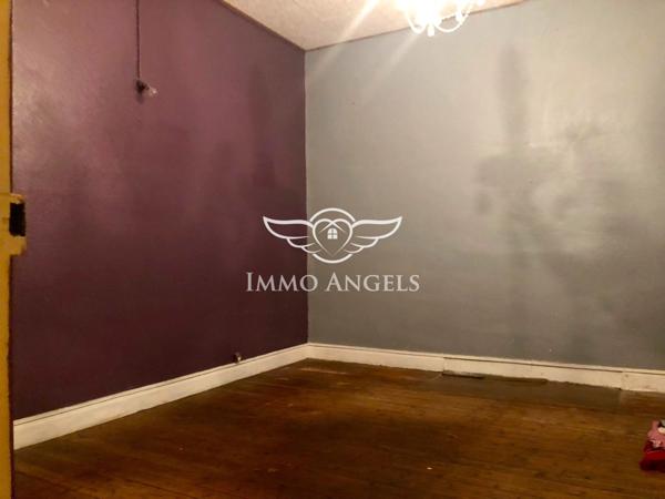 Valréas – Maison ancienne à réinventer, grand terrain, mille possibilités