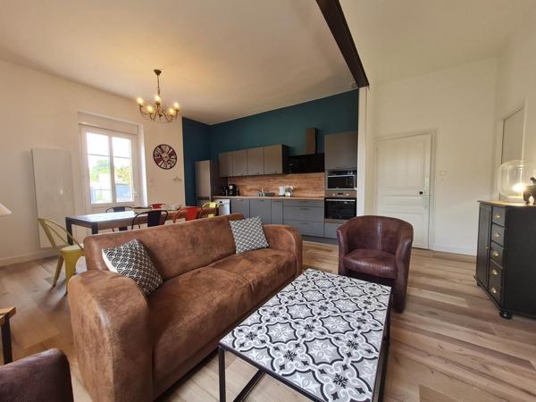 La Garnache (85710) LA GARNACHE - MAISON DE MAITRE DE TROIS CHAMBRES