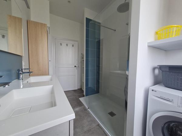 La Garnache (85710) LA GARNACHE - MAISON DE MAITRE DE TROIS CHAMBRES