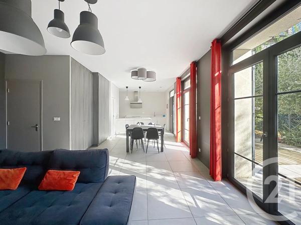 Maison à vendre  5 pièces - 137,19 m 2   VIENNE  - 38