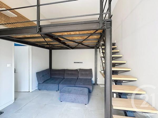 Maison à vendre  5 pièces - 137,19 m 2   VIENNE  - 38