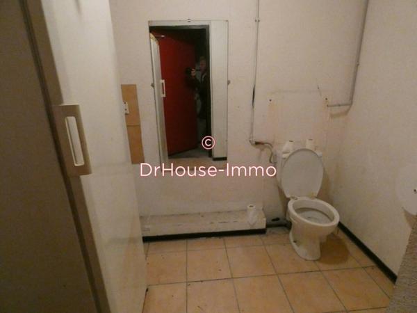Bien immobilier à vendre 6 pièces de 945 m²