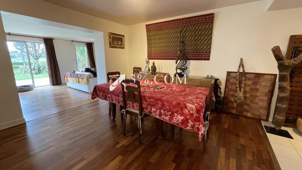 Baden, proche Port blanc, maison de 164m² avec 5 chambres sur 1500m² de terrain Baden (56870)