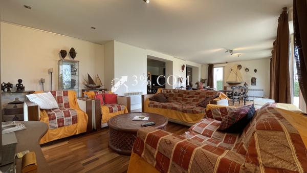 Baden, proche Port blanc, maison de 164m² avec 5 chambres sur 1500m² de terrain Baden (56870)