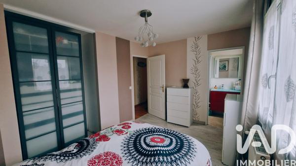 Maison à vendre 5 pièces 99 m² Brie-Comte-Robert