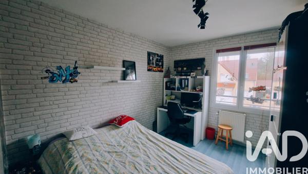 Maison à vendre 5 pièces 99 m² Brie-Comte-Robert