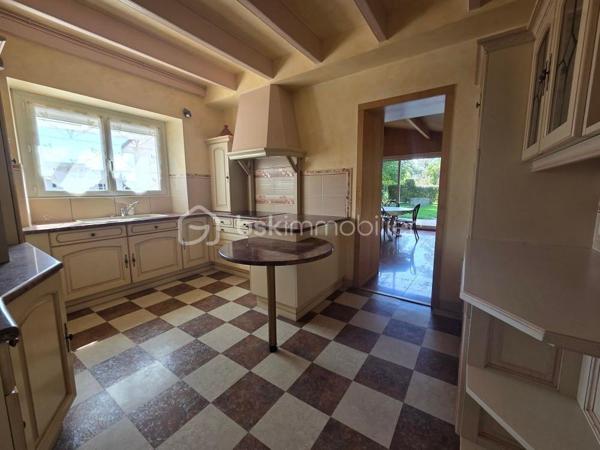 Maison de village de 200,75 m²