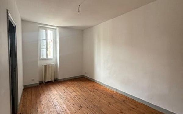 Maison à louer    7 pièces •  Bergerac