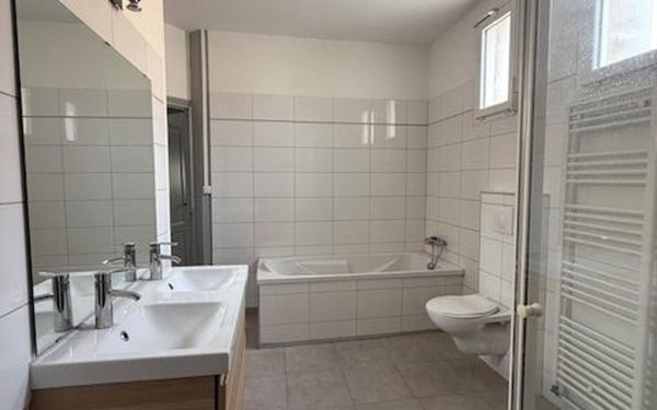 Maison à louer    7 pièces •  Bergerac