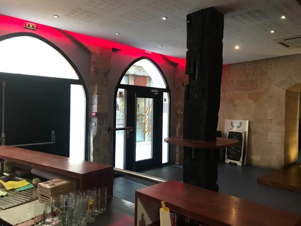 Dpt Dordogne (24), à vendre PERIGUEUX immeuble de 360 m²