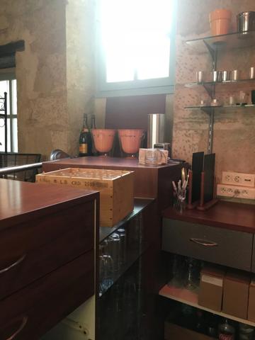 Dpt Dordogne (24), à vendre PERIGUEUX immeuble de 360 m²