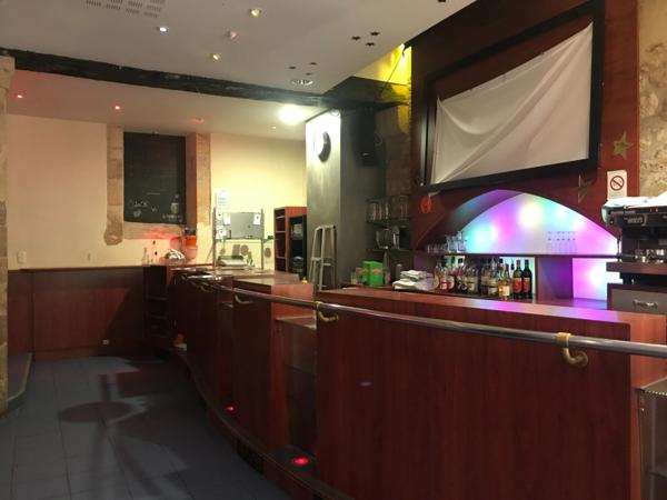 Dpt Dordogne (24), à vendre PERIGUEUX immeuble de 360 m²