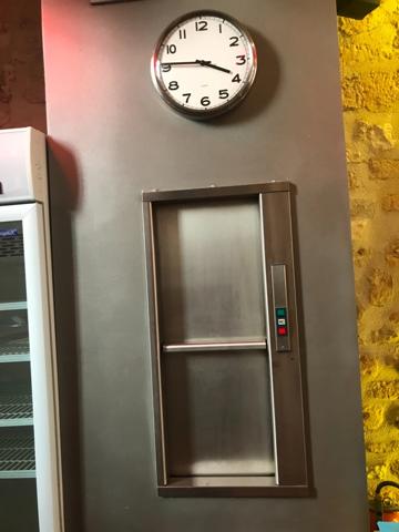 Dpt Dordogne (24), à vendre PERIGUEUX immeuble de 360 m²