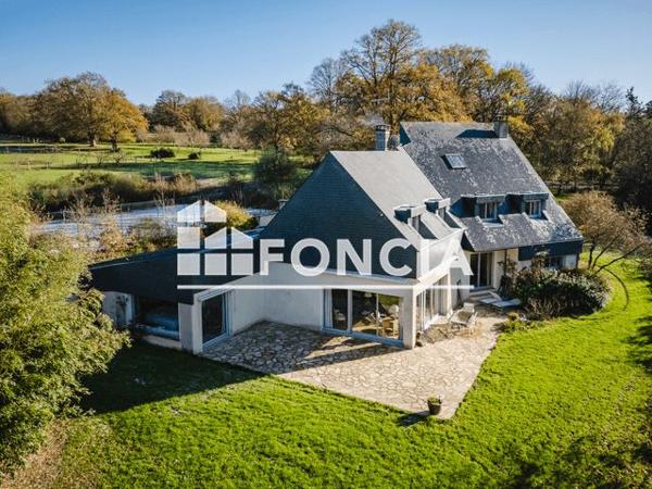 À vendre Maison 8 pièces 296 m² - Louverné 53950