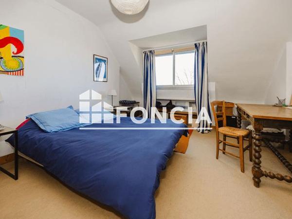 À vendre Maison 8 pièces 296 m² - Louverné 53950