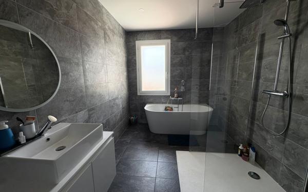 Maison à vendre    6 pièces • 179,64 m2 Launaguet